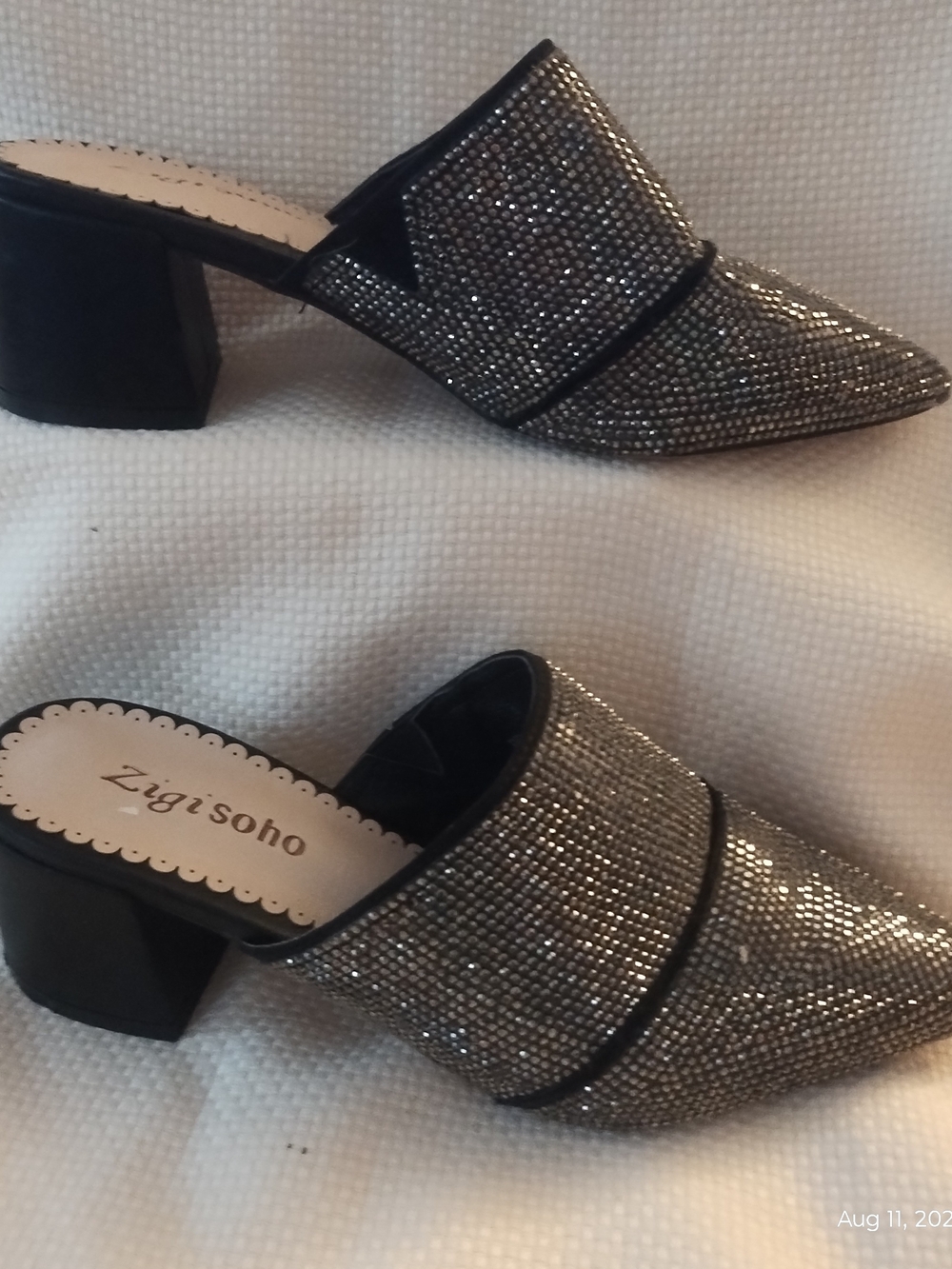 Zigi Soho Devora Size 7 Rhinestone Heeled Mules
